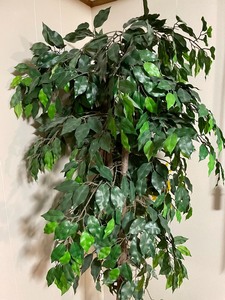 lot 271 image: Faux Tree