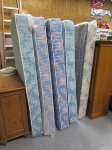lot 16 image: (3) Twin Mattresses & (2) Box Springs