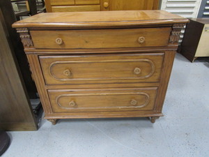 lot 18 image: Chest of DrawersStorage Cabinet 43x20x38