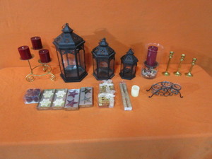 lot 58 image: Candle Lot
