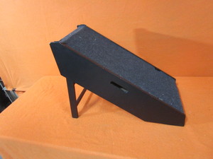 lot 70 image: Dog StairsRamp
