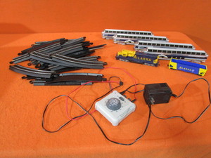 lot 83 image: Train Set