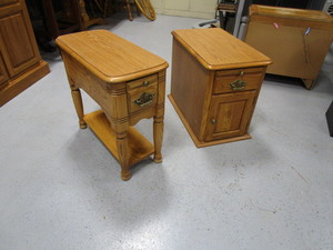 lot 10 image: (2) End Tables 25x15x21 & 25x12x23