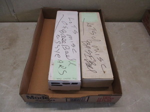 lot 24 image: Baseball Cards