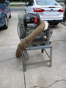 lot 31 image: Delta 22660 Planer
