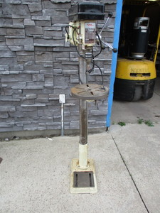 lot 38 image: Power Craft Drill Press