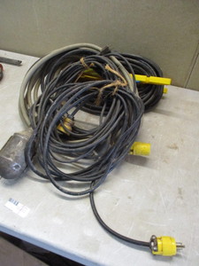 lot 54 image: Trouble Light and Extension Cords