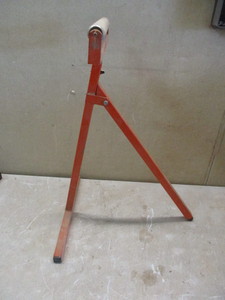 lot 64 image: Roller Stand