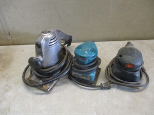 lot 66 image: 3 Sanders