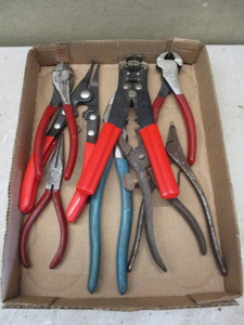 lot 84 image: Cutters and Crimpers