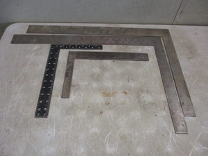 lot 108 image: Squares