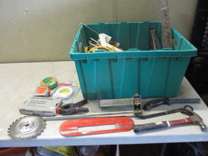 lot 123 image: Shop tools