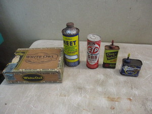 lot 141 image: Vintage Oil Lube Cans