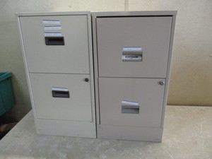 lot 159 image: 2 (2) Drawer File Cabinets