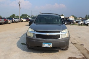 lot 8902 image: 2005 Chevrolet Equinox LS