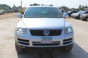 lot 8887 image: 2006 Volkswagen Touareg