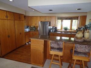 lot 1 image: Complete Kitchen with Granite Countertops and Cabinets