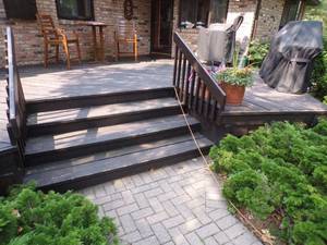 lot 17 image: Front Wood Deck