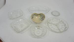 lot 37 image: Five Glass Dishes & One Stonewear Bowl