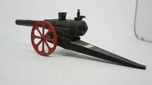 lot 101 image: Vintage Cast Iron Sheet Metal Big Bang 15FC Cannon