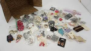 lot 105 image: Box Full Of Costume Jewelry--Earrings, Etc.