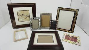 lot 108 image: Eight Picture Frames