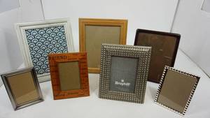 lot 110 image: Seven Picture Frames