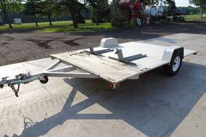 lot 18 image: Aluminum 2 Place Motorcycle Trailer with Ramp