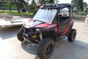 lot 16 image: 2015 Polaris Rzr 900 Sport Side by Side - Cab, Heat, Winch, Plow, Horn, Signals