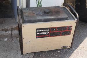 lot 45 image: Generac A4000 4000W Gas Generator