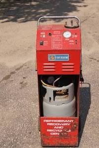 lot 48 image: Four Seasons 1050 Refrigerant Recovery and Recycling Center