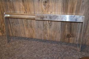 lot 75 image: Aluminum Racing Stagger Stick