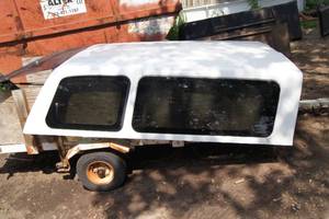 lot 106 image: Topper for 1988-98 GM Short Box Pickup