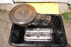 lot 139 image: Air Cleaner and Chrome Valve Covers
