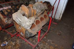 lot 145 image: Engine Block - 454 Cu In