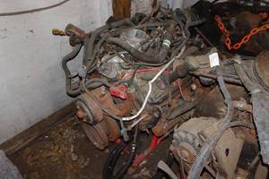 lot 159 image: Engine Block - 350 Cu In - Vortec
