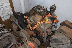lot 147 image: Engine Block - 454 Cu In - Mostly Complete