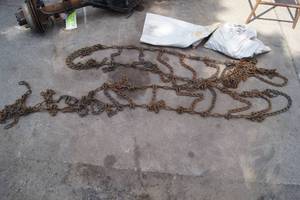 lot 170 image: 2 Sets of Chains for Super Single Tires