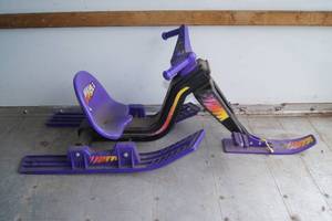 lot 199 image: Big Ski Plastic Snow Toy