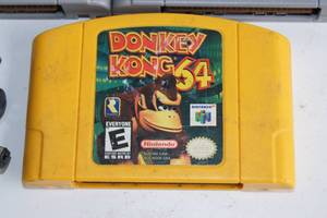 lot 219 image: Donkey Kong for Nintendo 64