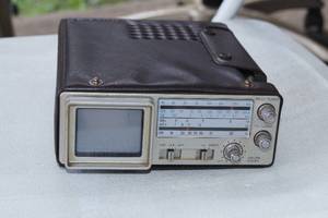 lot 239 image: Vintage Nippon VHFUHFAMFM TVRadio