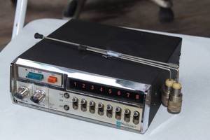 lot 238 image: Vintage MacDonald CE-100 Base Station Police Scanner