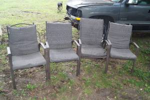 lot 248 image: Patio Chairs with Cushions