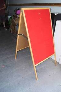 lot 257 image: WhiteboardFelt Easel