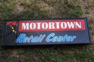 lot 286 image: Vintage Motortown Retail Center Sign