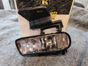 lot 115 image: 10 Keystone Platinum Chevy Silverado Lights
