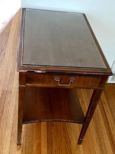 Accent Table w Single Drawer