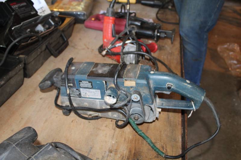 Bosch 3270D Belt Sander Shakopee Estate Sale K BID