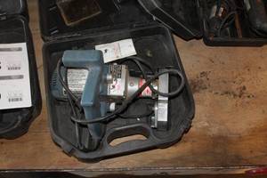 lot 757 image: Crain 775 Toe-Kick Saw  with Plastic Case