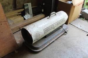 lot 764 image: Reddy Heater M30 Torpedo Construction Heater 2.25-Gallon Fuel Tank